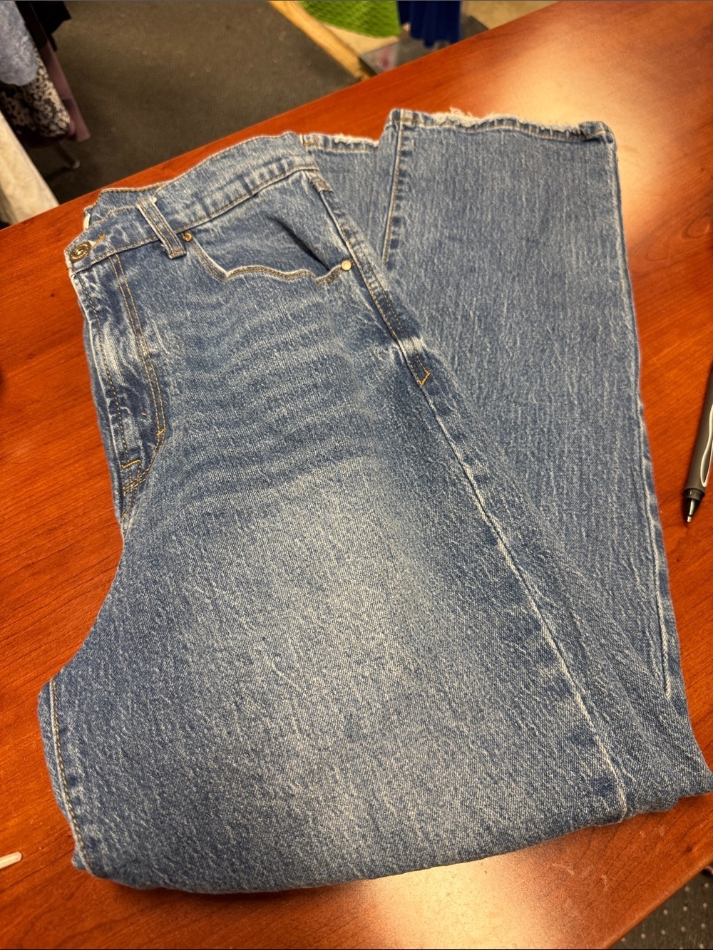 Kensie Emilia relaxed straight jeans size 8 // 070962